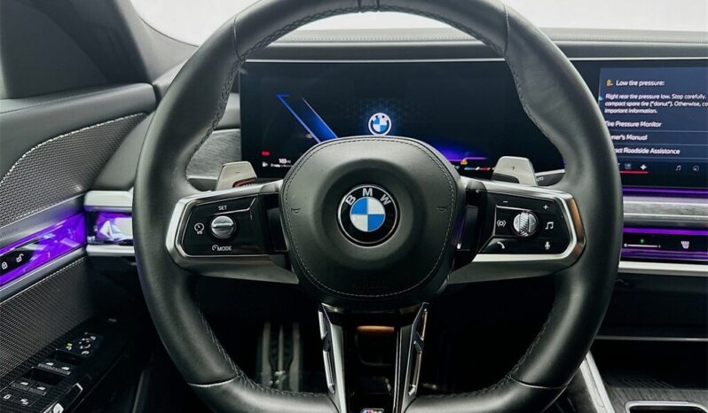 
								2023 BMW 7 Series 740i M SPORT full									