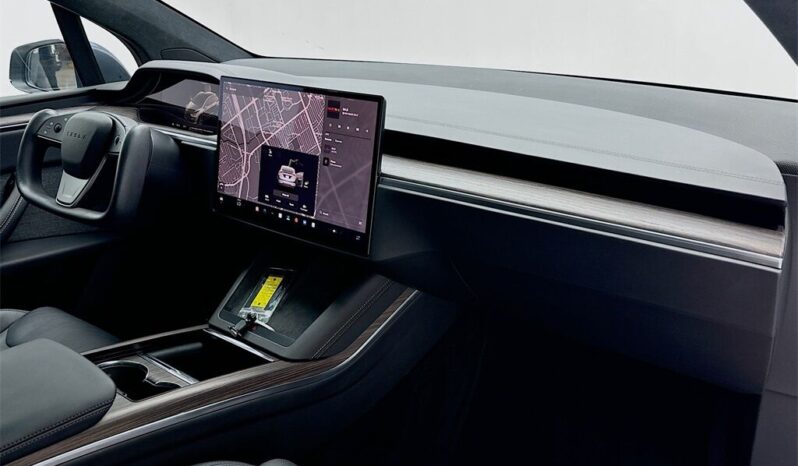 
								2023 Tesla Model X NAV,CAM,PANO full									