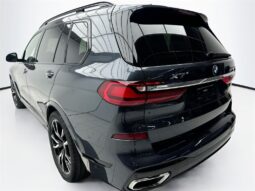 
										2022 BMW X7 xDrive40i M SPORT full									