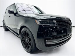 
										2023 Land Rover Range Rover SE full									