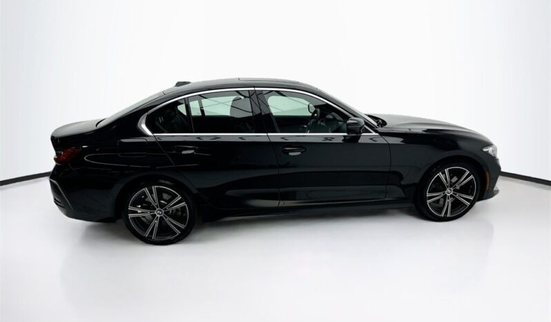 
								2024 BMW 3 Series 330i SPORT LINE full									