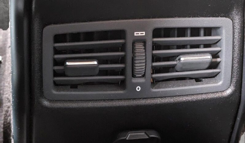 
								Mercedes-Benz G-Class 4MATIC 4dr G 63 AMG full									