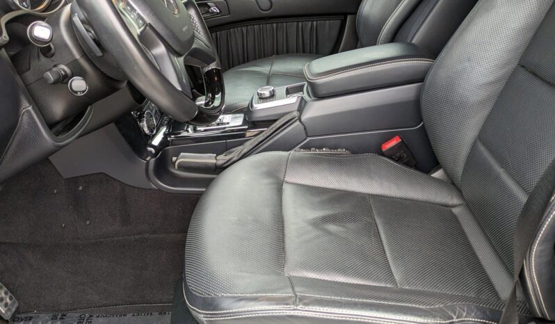 
								Mercedes-Benz G-Class 4MATIC 4dr G 63 AMG full									